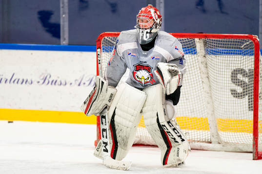 under en ishockeyträning med Malmö Redhawks J18/20