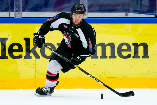 under en ishockeyträning med Malmö Redhawks J18/20