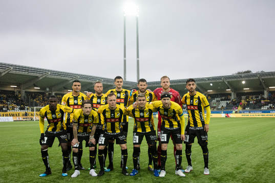 Häckens startelva uppe fr.v. Ahmed Yasin, Alexander