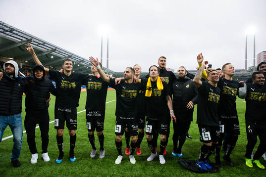 Häcken jublar