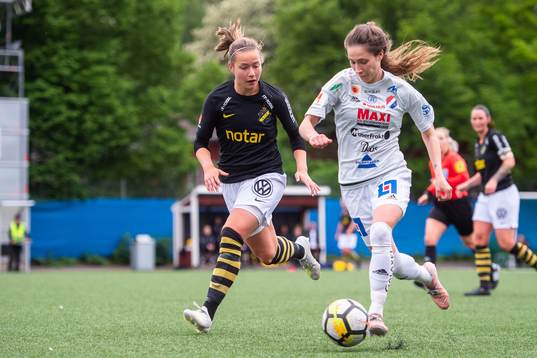 s Sophie Redenstrand och Kvarnsvedens Hannah Claesson