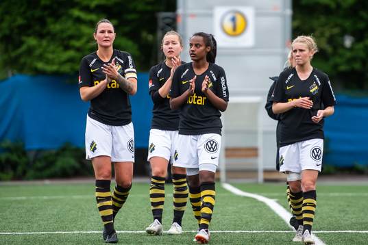 s Nicole Odelberg Modin, Samantha Ammanue och Wilma Ljung