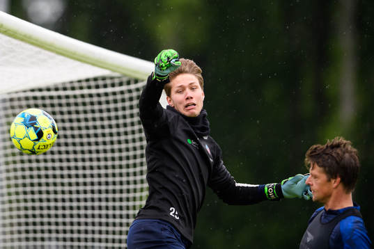 Målvakt Kalle Joelsson och Fredrik Liverstam