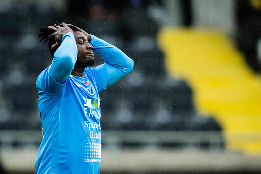 AFC Eskilstunas q Nnamani deppar