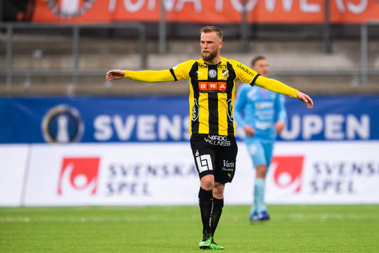 Häckens Alexander Faltsetas jublar