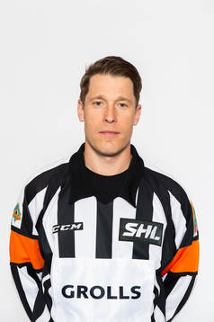 Domare Tobias Björk