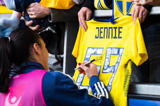 Goalkeeper Zecira Musovic of Sweden signs a jersey