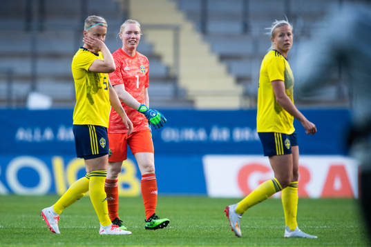 Nilla Fischer, goalkeeper Hedvig Lindahl and Hanna Glas of