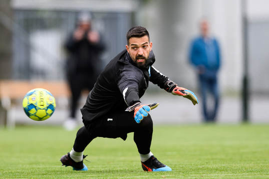 Målvakt Dusan Melicharek