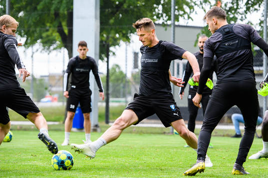 Markus Rosenberg, Oscar Lewicki och Arnór Traustason