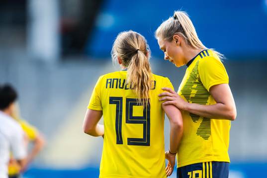 Anna Anvegård and Fridolina Rolfö of Sweden