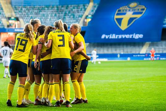 Madelen Janogy of Sweden celebrate with teammates