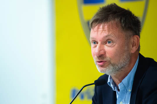 Peter Gerhardsson, Head coach