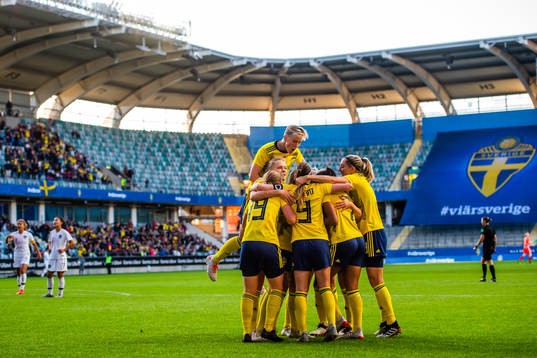 Madelen Janogy of Sweden celebrates with teammates