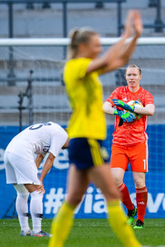 Goalkeeper Hedvig Lindahl of Sweden celebrates