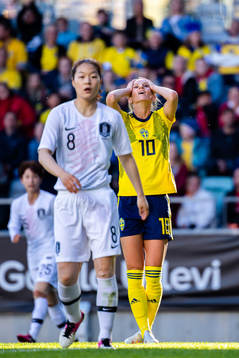 Sofia Jakobsson of Sweden reacts