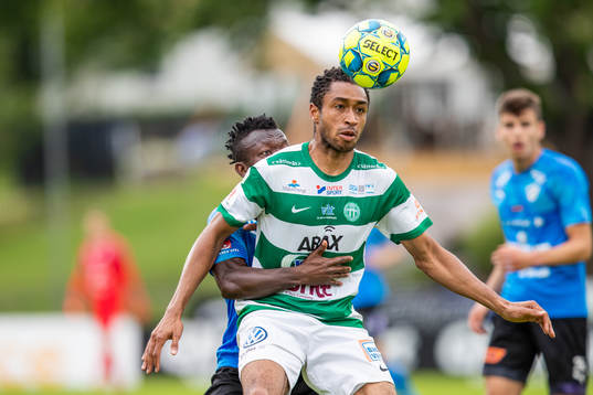 Västerås Brian Span mot Halmstads Thomas Boakye