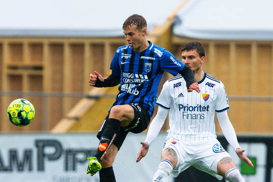 Sirius Sam Lundholm och Djurgårdens Erik Berg