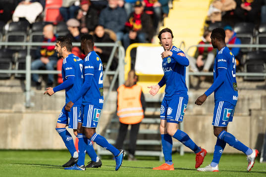 Sundsvalls Linus Hallenius jublar