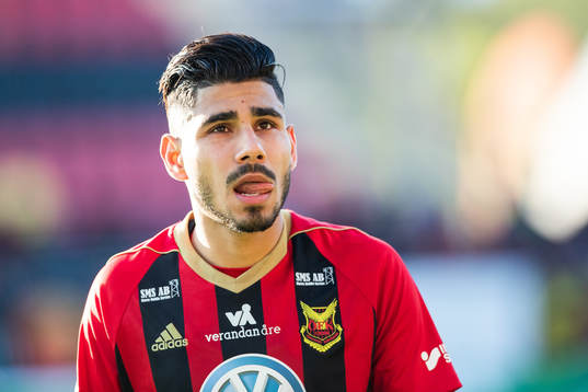 Östersunds Hosam Aiesh deppar