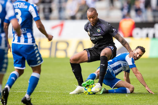 Örebros Carlos Strandberg och IFK Göteborgs André