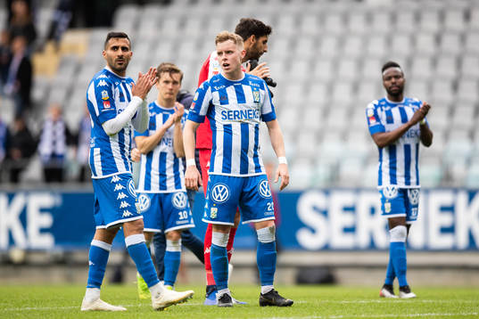 IFK Göteborgs Sargon Abraham och Victor Wernersson deppar
