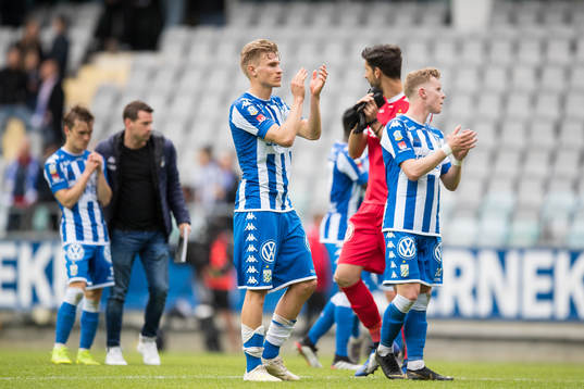 IFK Göteborgs Carl Starfelt deppar