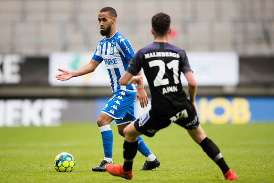 IFK Göteborgs Junes Barny mot Örebros Simon Amin