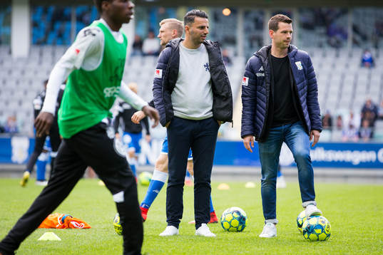 IFK Göteborgs tränare Poya Asbaghi och assisterande
