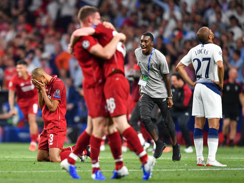 Fabinho of Liverpool celebrates