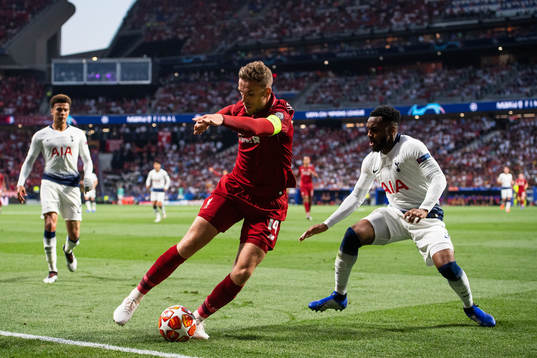 Jordan Henderson of Liverpool and Danny Rose of Tottenham