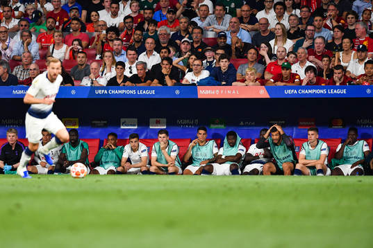 Playes of Tottenham look dejected