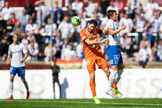 AFC Eskilstunas Anel Rashkaj och IFK Norrköpings Simon