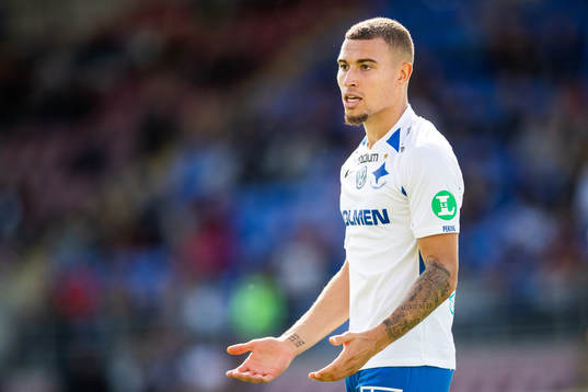 IFK Norrköpings Jordan Larsson reagerar