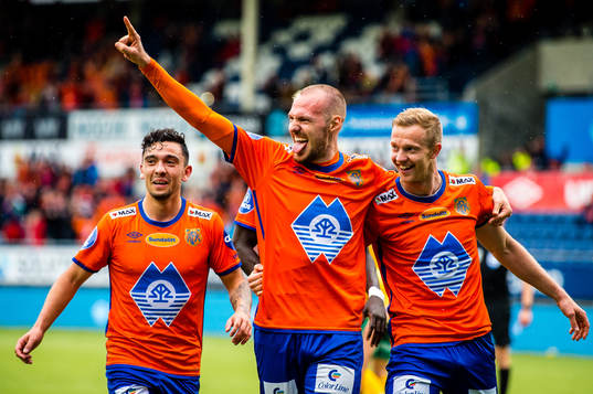 Aron Elis Thrandarson of Aalesund celebrates afterbrates