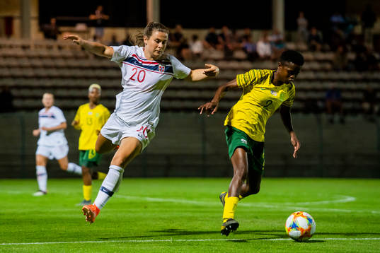 Emilie Bosshard Haavi of Norway and Lebohang Ester Ramalepe
