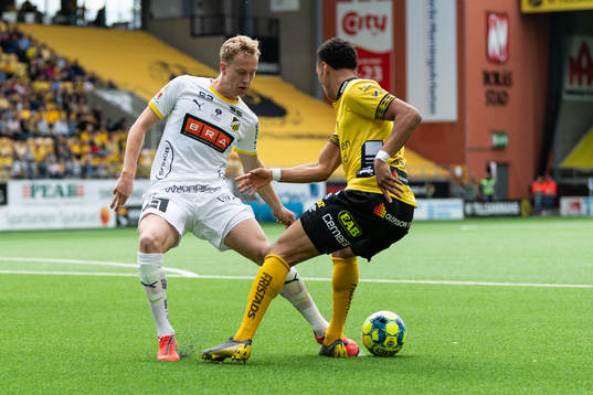 Häckens Gustav Berggren och Elfsborgs Kevin Kabran