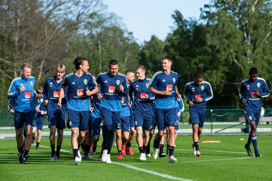 Albin ekdal and Mikael Lustig of the Swedish national