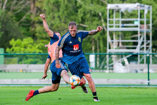 John Guidetti and Viktor Claesson of the Swedish national