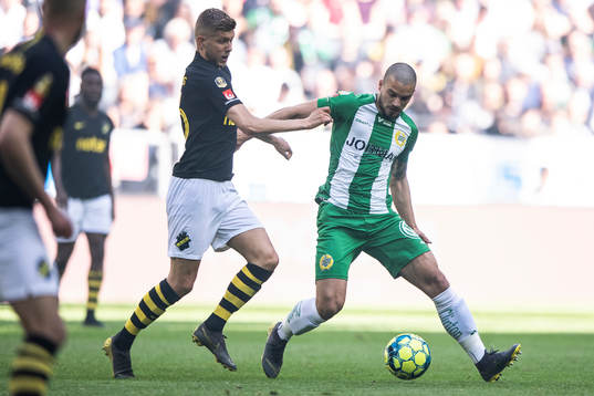 s Anton Saletros och Hammarbys Vladimir Rodic