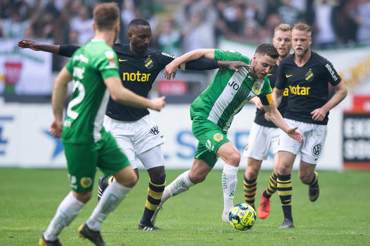 s Henok Goitom och Hammarbys Jeppe Andersen