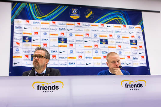 s tränare Rikard Norling och Hammarbys tränare Stefan