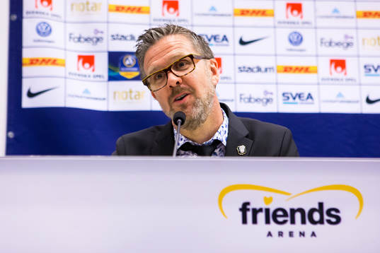 s tränare Rikard Norling på presskonferensen