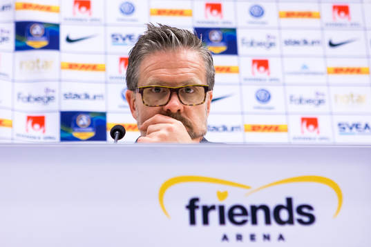 s tränare Rikard Norling på presskonferensen