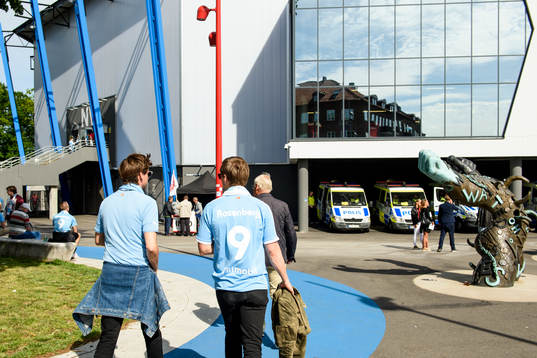 2 Två Malmö FF supportrar
