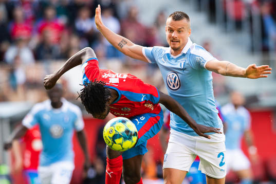 2 Helsingborgs Mamudu Moro