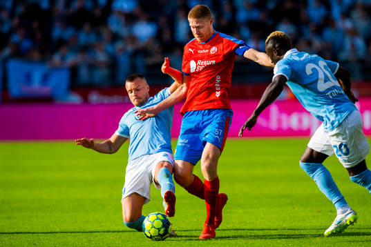 2 Helsingborgs Markus Holgersson och Malmö FFs Eric