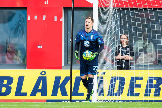 2 Malmö FFs målvakt Johan Dahlin