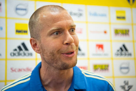 Per Karlsson of the Swedish national football team talks to