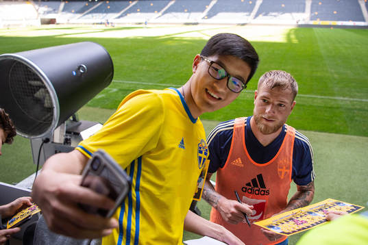 John Guidetti of the Swedish national football team takes a